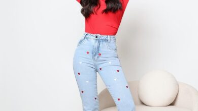 05 mom jeans outfit